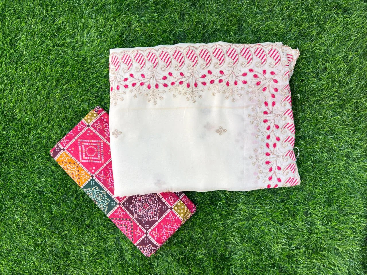 Rangoli Crus
